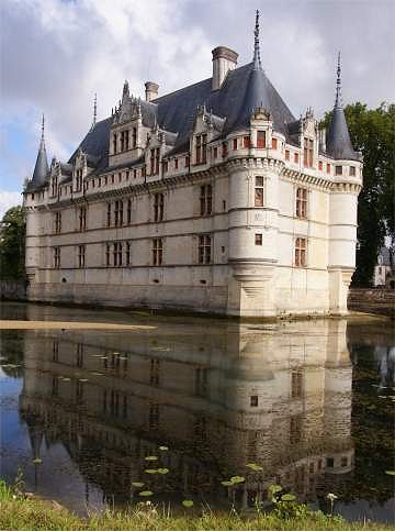 Azay le Rideau chateau France